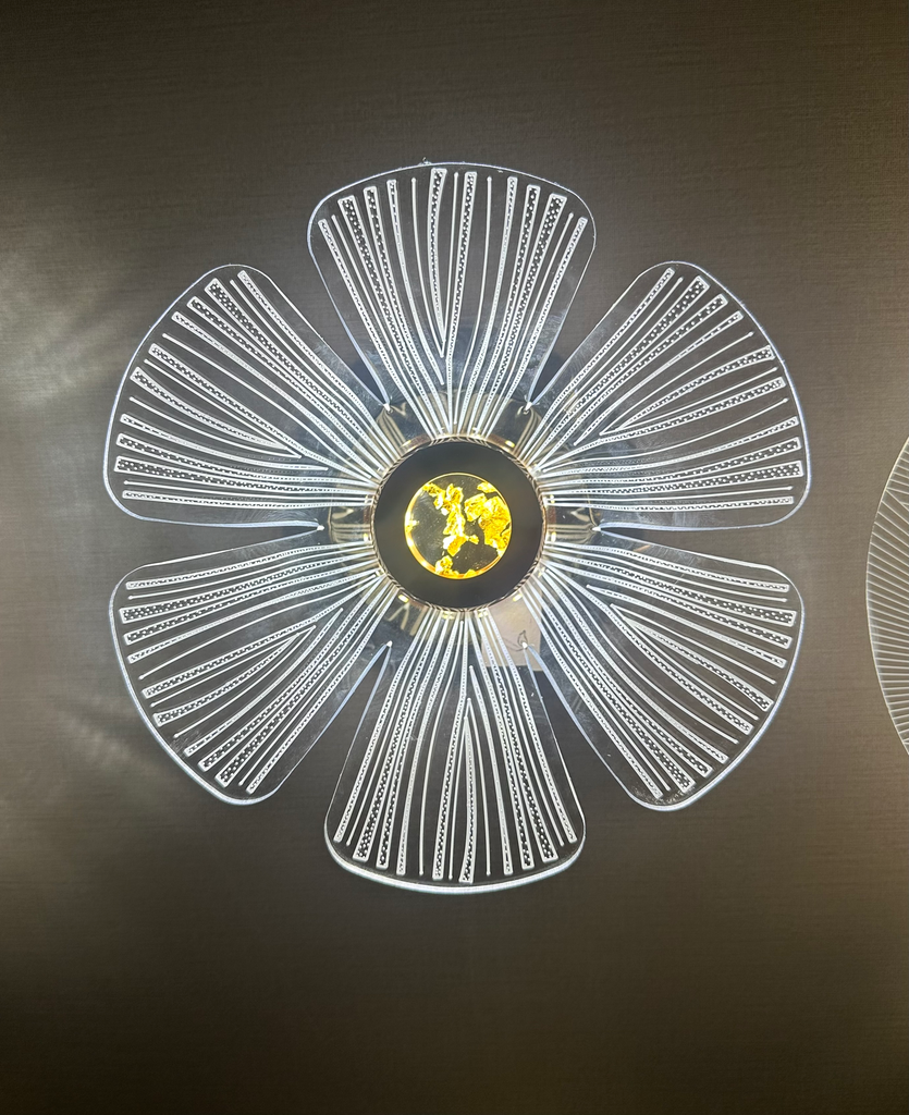 Acrylic and Aluminium Wall scone 3D Flower